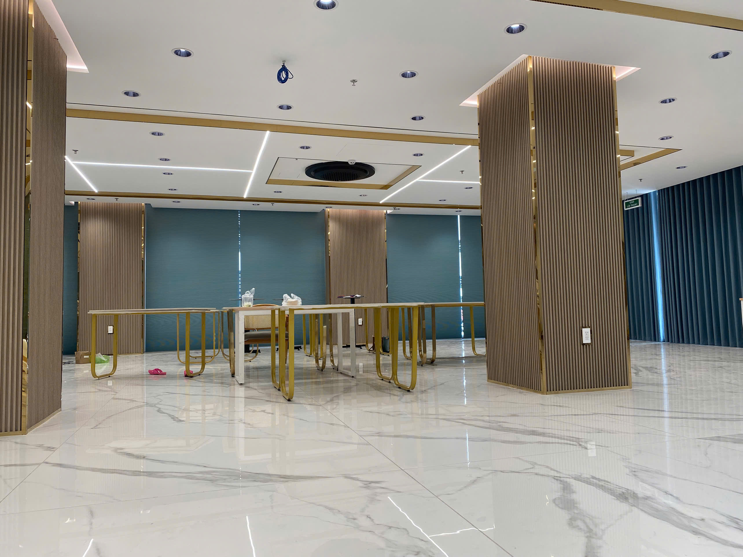 Rèm Tổ ong kéo dây - tự động