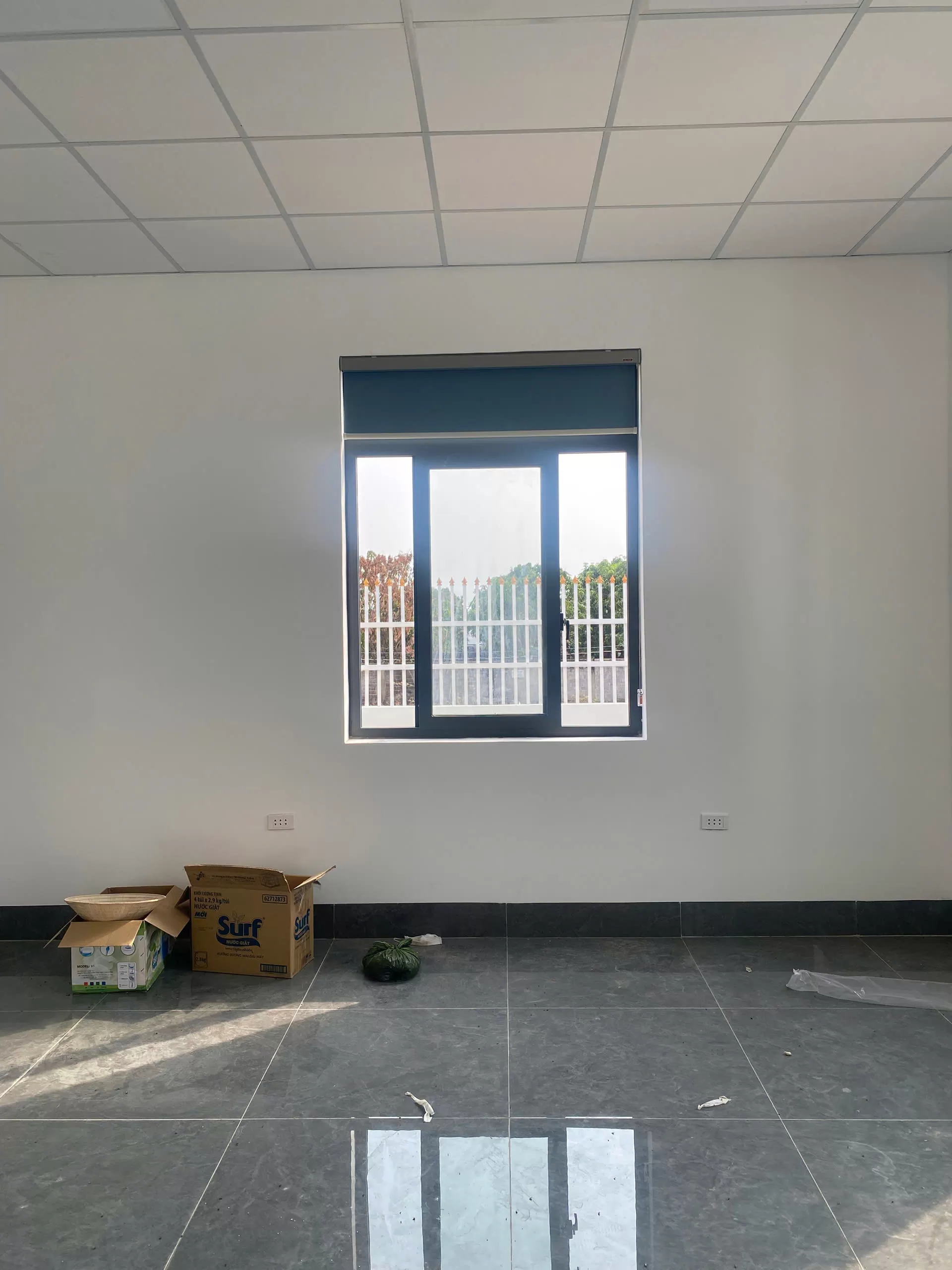 HOÀN THIỆN DỰ ÁN LẮP ĐẶT RÈM CUỐN, RÈM TỔ ONG KẾT HỢP LƯỚI CHỐNG MUỖI CHO CÔNG TY TỤ NGUYÊN TẠI EA SÚP – ĐẮK LẮK